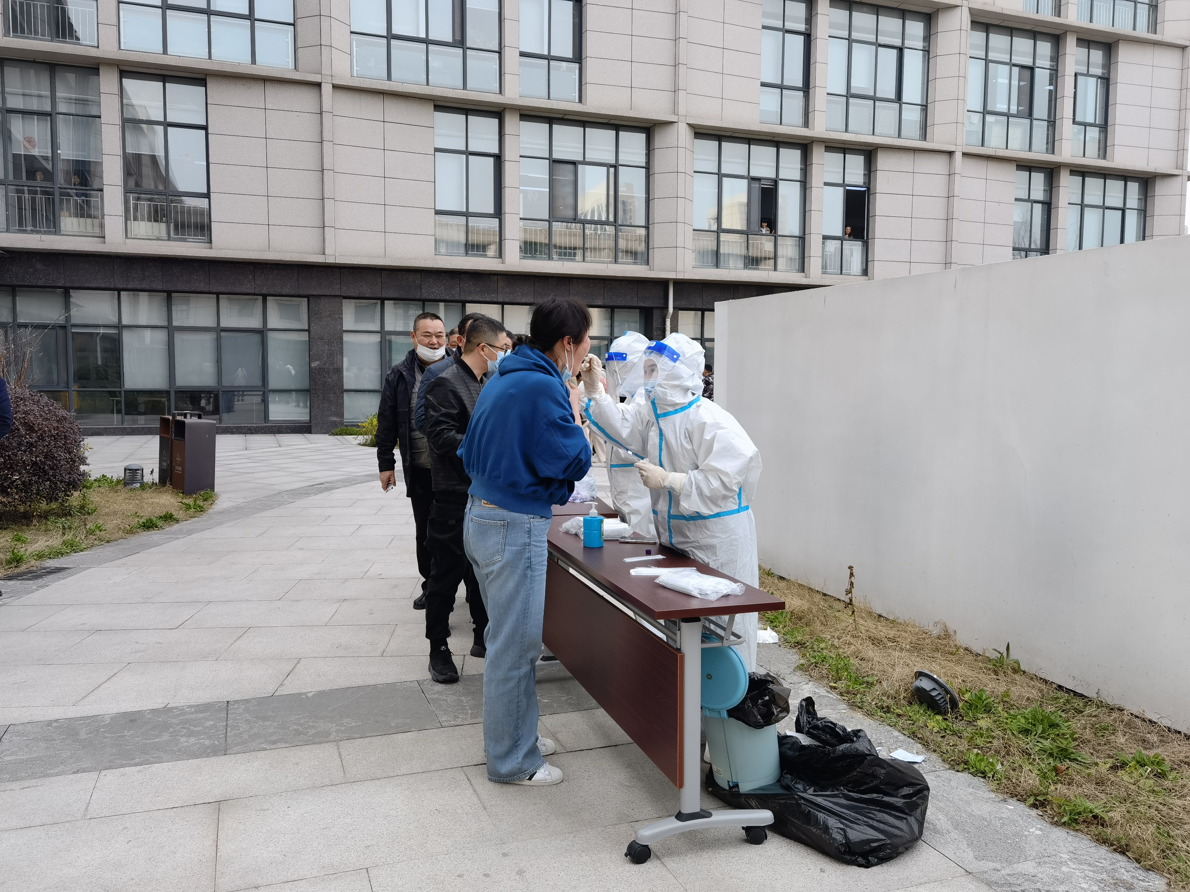 保持高效狀態(tài) 嚴(yán)密防控疫情